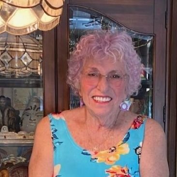 Widowed Vintage lady. Happy Mom, Loving Grammy of 5 & 1 great grandchild.. 2x BC survivor.Enjoying life a day at a time💖