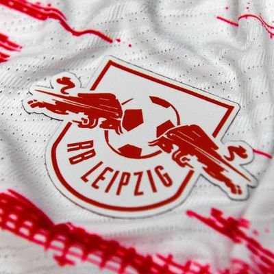 Conta dedicada ao RB Leipzig, 6 anos cobrindo o time da Alemanha Oriental com grandes momentos e histórias. 🔴⚪