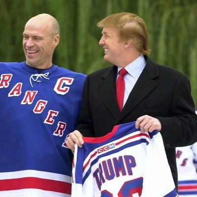 Just your average Ranger fan live tweeting, shitting on Isles Fans and #InTortsWeTrust ∞Messier Lives∞