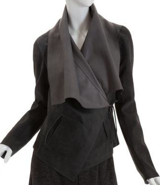 Illia is a contemporary fashion label embodying Southern California-chic and is known for their crunch leather, a must-have for fashionistas alike.