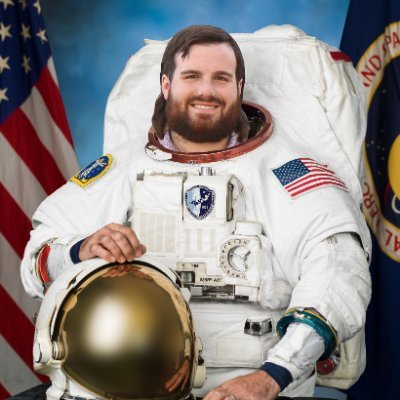 RealChrisQuick's profile picture. Farmer & Rancher. 

I mostly use Twitter for gaming.