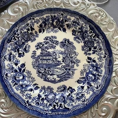 taipingyangnc's profile picture. 80年代生人，漂泊在路上