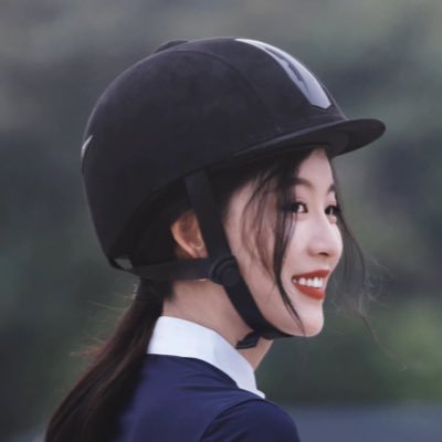 luorimiman4781's profile picture. 不垂直地生活。