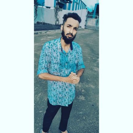 Subhojit_Das19's profile picture. 🏠 Lives In - India 🇮🇳
🌇 Hometown - Kolkata The City Of Joy 
🎂 On 19_Nov 
🛑 Scorpio 🦂
🎥 Cinephile/Otaku
🏋️ Gym rat
⚔️ Warrior Of Christ 🗡️🛡️