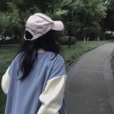 Ip_pchy's profile picture. 吃🐥小达人🙈已完成吃鸡100/100的百鸡斩小目标 新目标尝试千斩ヽ(`Д´)ﾉ不接推广❌不卖号❌