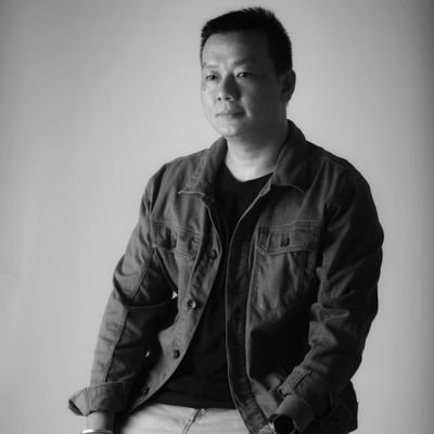 woanversace's profile picture. Software Engineer