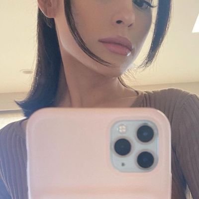 Ggeulisha's profile picture. ⋆｡◜·°˖˚🌷♡ !! 𝑁ew but trusted ୭̥ 𝑆edia aplikasi premium, top up game, acc kosongan, & pulsa (tanya stok terlebih dahulu)  ˎˊ˗