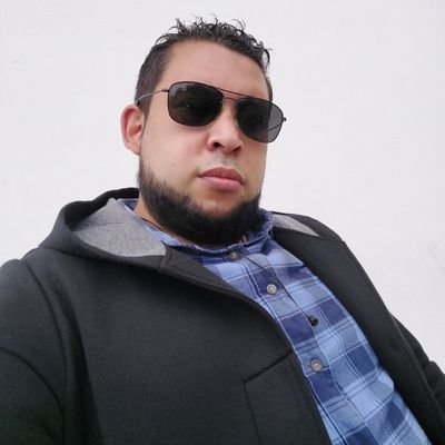 diego_espe's profile picture. Algunas  almas danzan con la muerte otras reímos  con la soledad