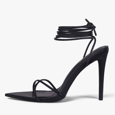 Shoelover4444's profile picture. 