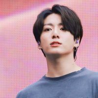 𝑱𝑼𝑵𝑮𝑲𝑶𝑶𝑲 𝑻𝑼𝑹𝑲𝑬𝒀 🇹🇷(@JungkookTeamTR_) 's Twitter Profile Photo