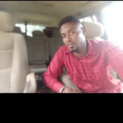 EAlhasein's profile picture. زول عادي زول بسيط جداً