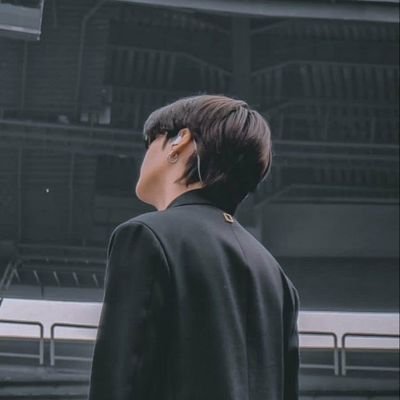 Fake Min Yoongi ° 93L ° rapper, producer of BTS. SF #MINCORP