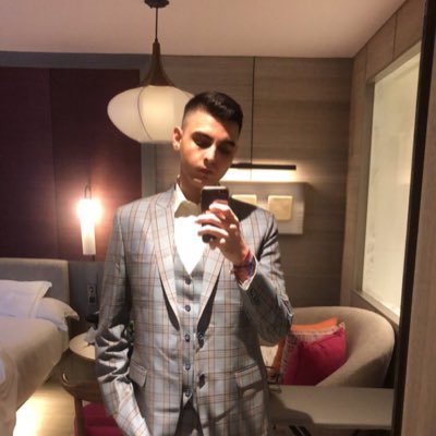swastikchawla98's profile picture. Investor | Options trader | Hotelier