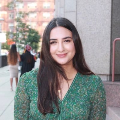 Clinical psychology PhD student @queensu QuERBY Lab | Suicide, self-injury, & affective processes | Alum @TeachersCollege @Columbia @UofT | she/her