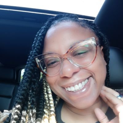 TayRussell21's profile picture. Welcome to my mind.🤗