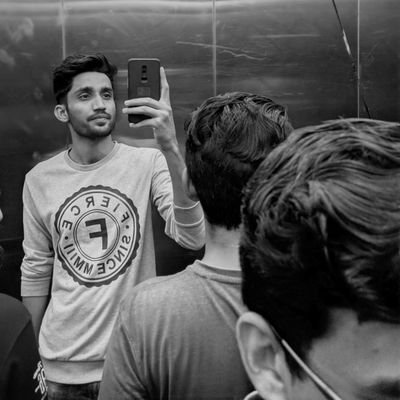 Muzzamil_ihsan's profile picture. Blogger| YouTuber| Business Graduate|Comics|Memes|Tech Geek| Loves Helping Others| IT Passionate| Social Activist| And a Future Entrepreneur IA