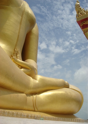 Providing internship placements in Thailand teaching English.