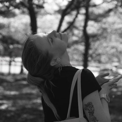 UX instructor, figma educator advisory board member, zinester • she/her