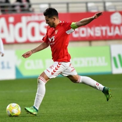 En esta cuenta bancamos al capitán del Real Murcia. 
Siempre en su barco🛳