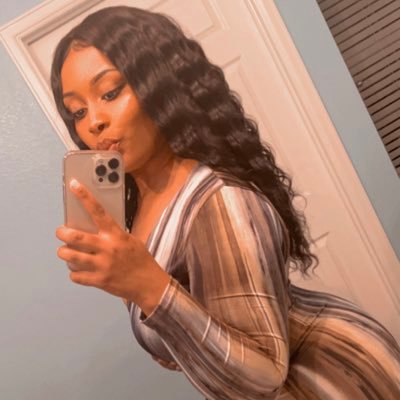 Enjoying life💖 having adventures ✈️ and causing a ruckus 💋Gram'19