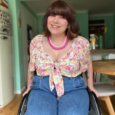 She/Her 🌈 👩🏻‍🦽Disability Activist. Rants not bants. Much nicer on Instagram @nina_tame