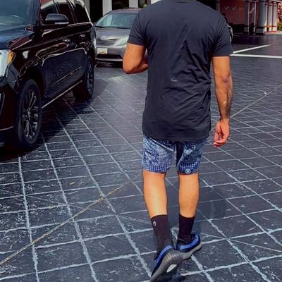 MangosAndKicks's profile picture. I troll a lot. Don't take me seriously. 
🥭+👟 =💙❤️