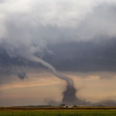 Stormchaser and pro-photographer. cryptocurrency enthusiast, disc golfer, and craft beer aficionado.