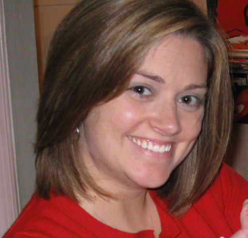 Wife, mama to three, former 1st grade teacher and now SAHM. Lover of caramel macchiatos, reading, photography, and good wine.