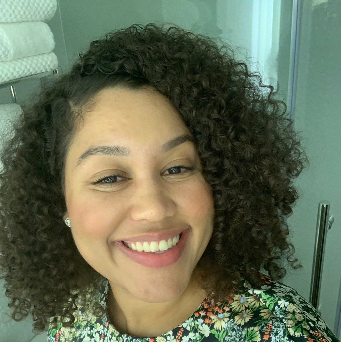 PYT_ina's profile picture. 