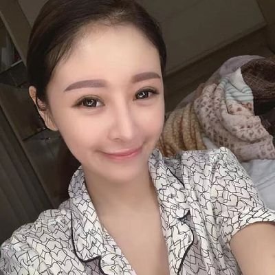 VIsvC8araNeoMRY's profile picture. 