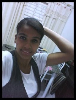 '' Viver é a coisa mais RARA do MUNDO porqe algumas pessoas apenas EXISTEM ! ( Oscar Wilde ) Follow-me *-*