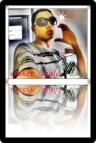 sou  mlk firmeza!!divertidoo!!
se quiser saber mais sobre eu me siga!!!!