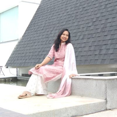 I'm a passionate Digital Media Executive who loves to build brands through content and social media.