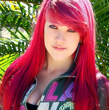 kawaneex's profile picture. Uma menina pequena com grandes sonhos , ciumenta , simpatica , chata , aries , fotografa , modelo . sou oque eu quiser não oque voce quer .#Fallow-mee .