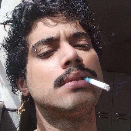 lanço umas musica me acompanhe em todas as plataformas
CONTATO PARCERIA E AFINS DM