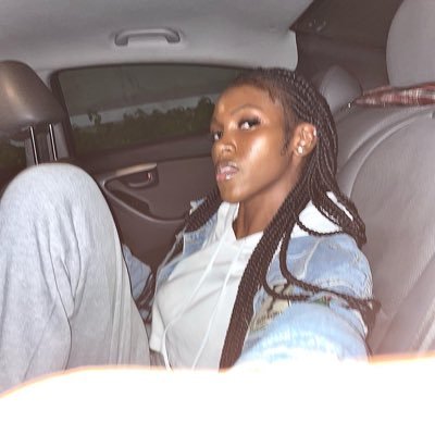 mirabelivy's profile picture. 🇺🇸 IG :Mirabeloghenekaro ruemuoghenekaro@gmail.com