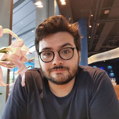 _Raquette's profile picture. 28 ans. 
Un jour je deverai un jeu. 
En attendant je stream.