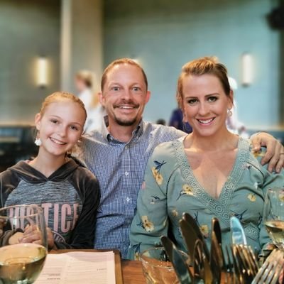 We are Kasper, Kylie and Ella | Travel Family | Content Creators | Join our Journey on our YouTube Channel! 👨👩👧