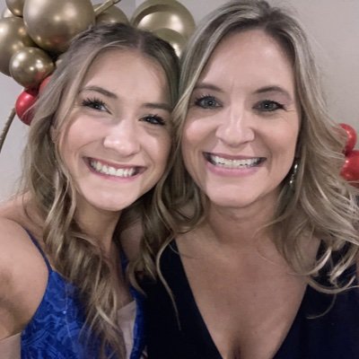Wife to a pretty nice guy. 😘
Three people call me “Mom”. 👩🏼👱🏻♂️👱🏻♀️
Our Seasons: ⚽️🎾🏃♂️🏊♂️🏋🏼♀️🥅👟