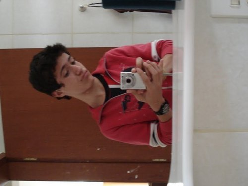 Sofro , choro, as vezes acho que não vou suportar a tua falta o teu carinho e seu amor.