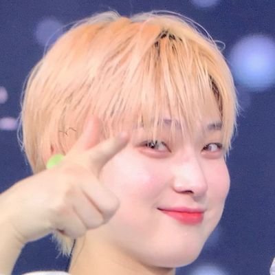 😘มัมหมีของน้อนตอนู~
อย่าให้ลูกชั๊นกลายร่างเป็นพี่โซ่เมื่อไหร่
เรา=มัมหมีดอกทองทันที!!🤱💖
🅔🅝🅗🅨🅟🅔🅝 @ENHYPEN