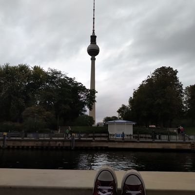 larrypup's profile picture. Dejte mi kafe a větrník a nikomu se nic nestane!