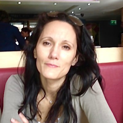 Entrepreneure l Conseil en #transformationdigitale des entreprises | Stratégie et opérations I Consultante digitale pour le cabinet DIGITALL Consel