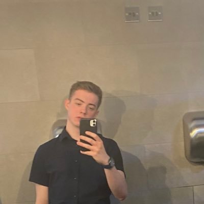 genuinelylewis's profile picture. haha yes