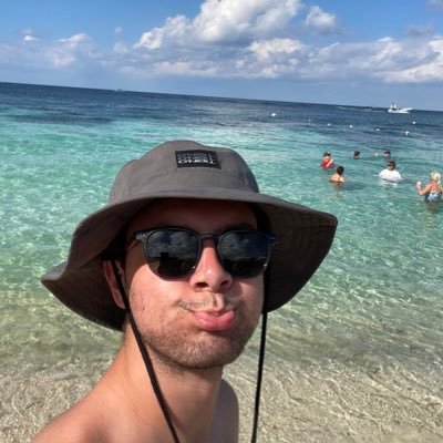 Life only sucks if you let it | @SithGG |