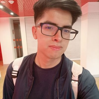 Creyente arcano y místico, music lover y fut fan, geekster, humorista; ayo y discípulo de todo.