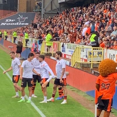 cmon the shed 🖤🧡