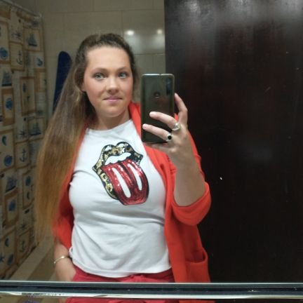 yamy_18's profile picture. 