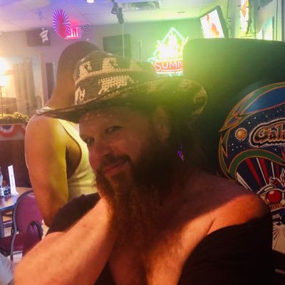 LbrtLongbeard's profile picture. Mirror Salesman.