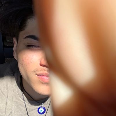 Yaniel0115's profile picture. 